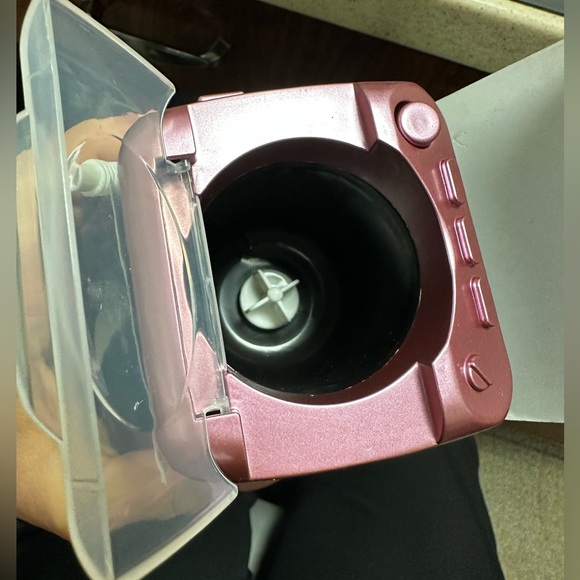 BoxyCharm Beauty Washing Machine - Picture 3 of 3